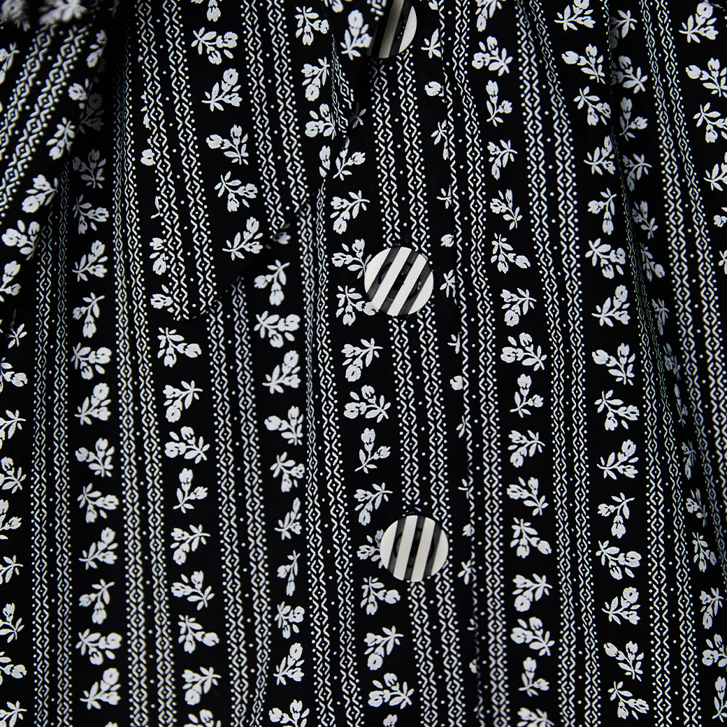 Big Bow Blouse Cropped - Black Micro Floral - Image 11