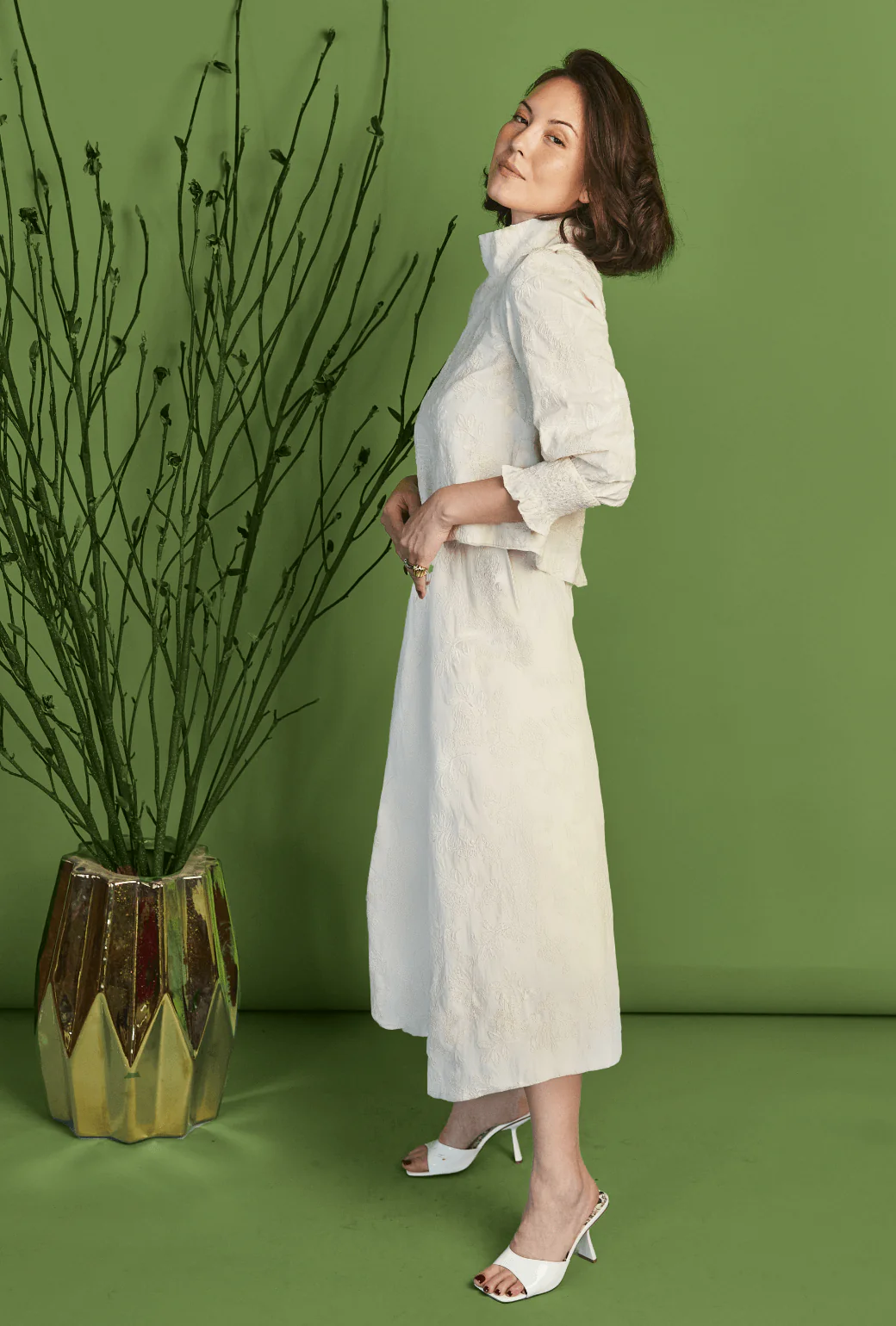 Cropped Long Sleeve Mod Top - Ivory Embroidery - Image 6