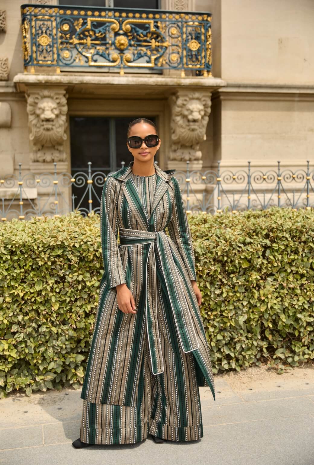 Evening Coat - Green Embroidered Silk - Image 6
