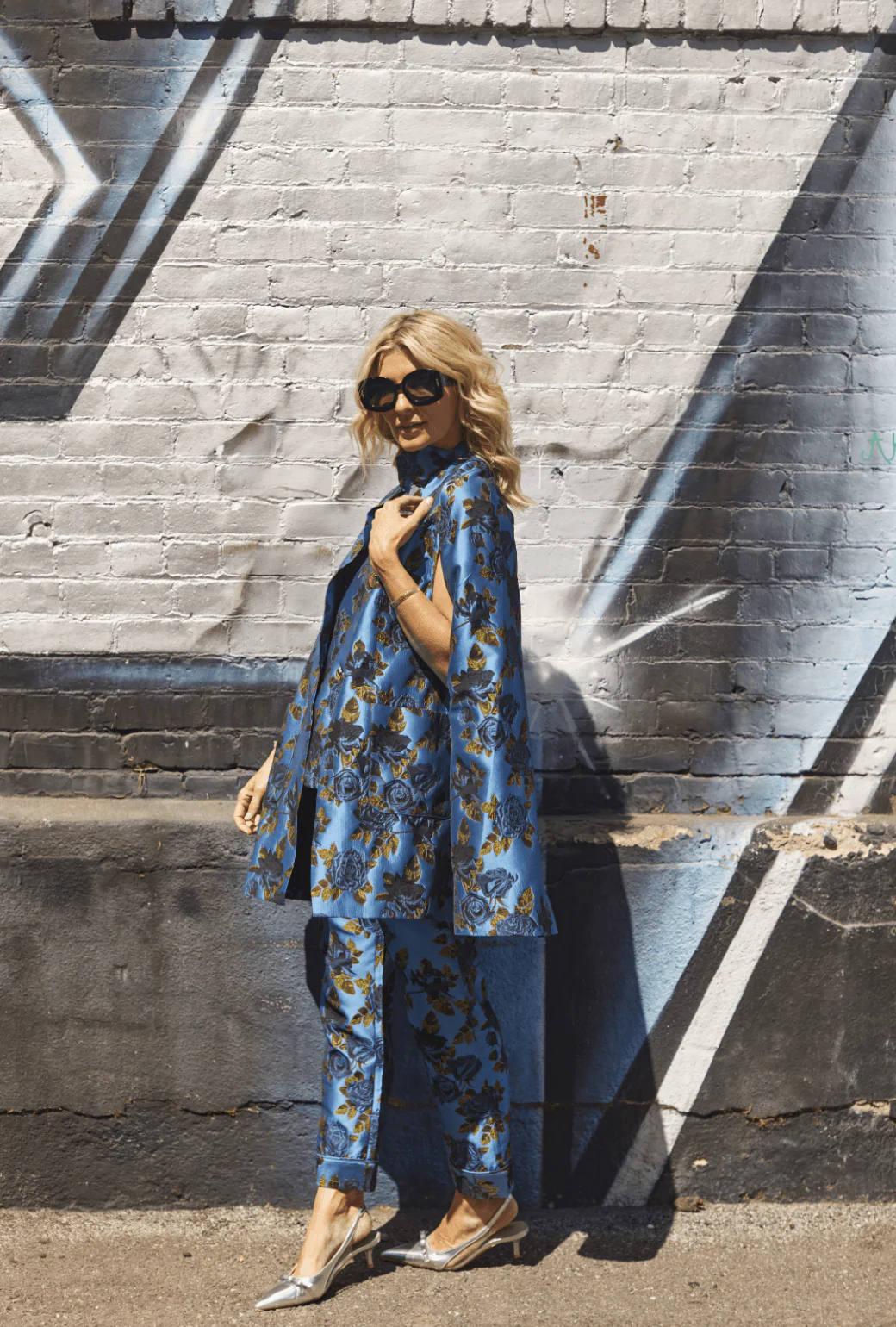 Le Cape - Blue Rose Jacquard - Image 8