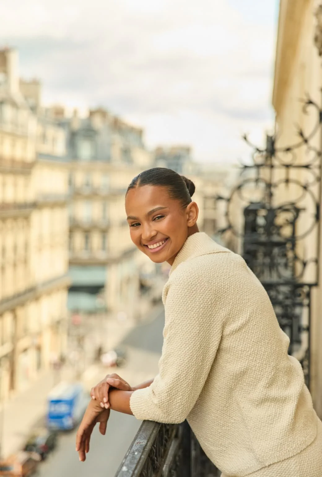 The Carlyle Sweater - Ivory Knit - Image 3