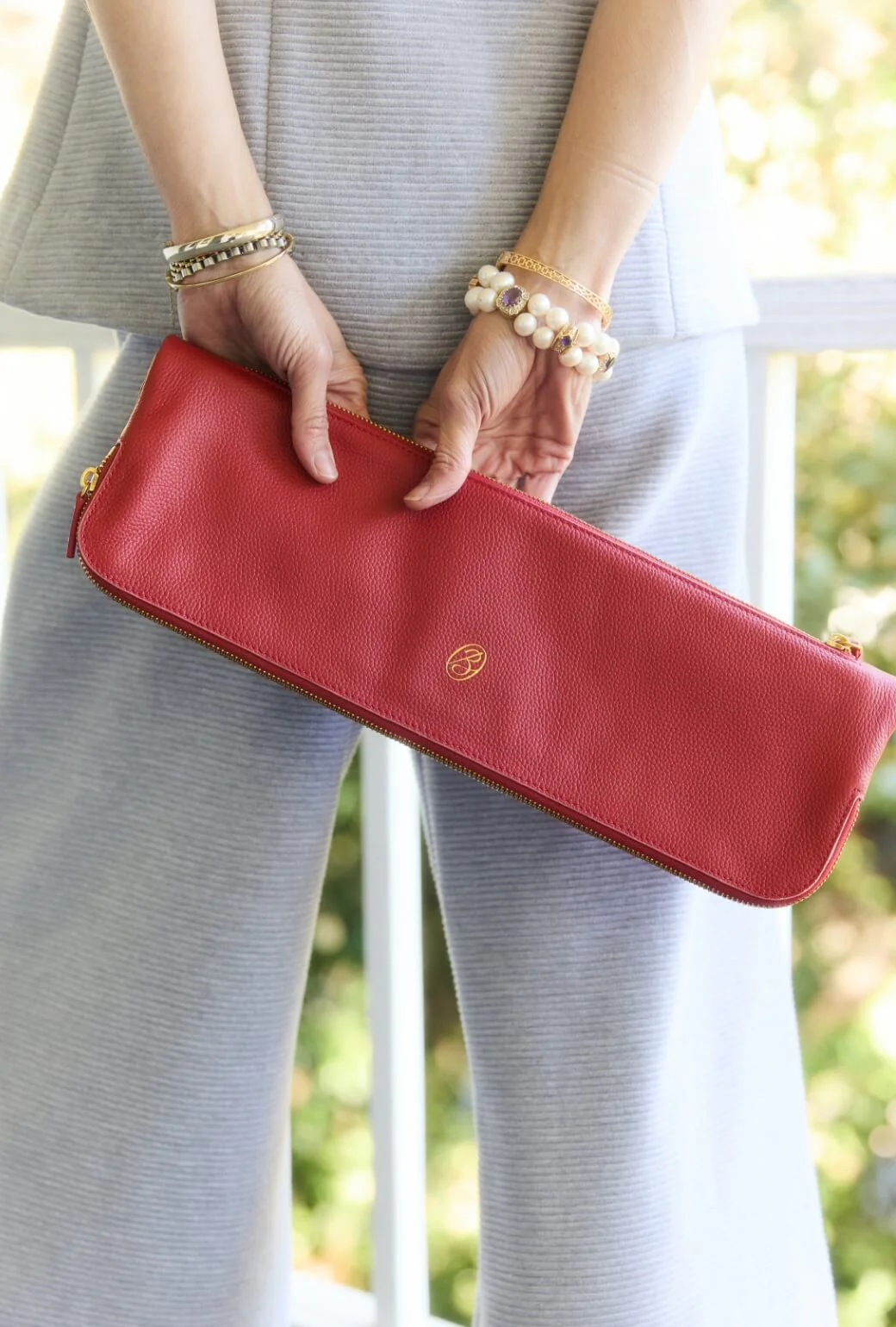 The East to West Clutch - Rouge - Image 8